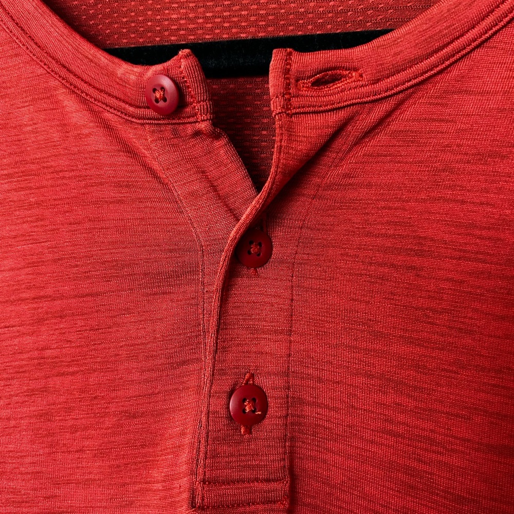 NWOT Lululemon Metal Vent Tech Henley - Magma/Flames - Picture 5 of 6